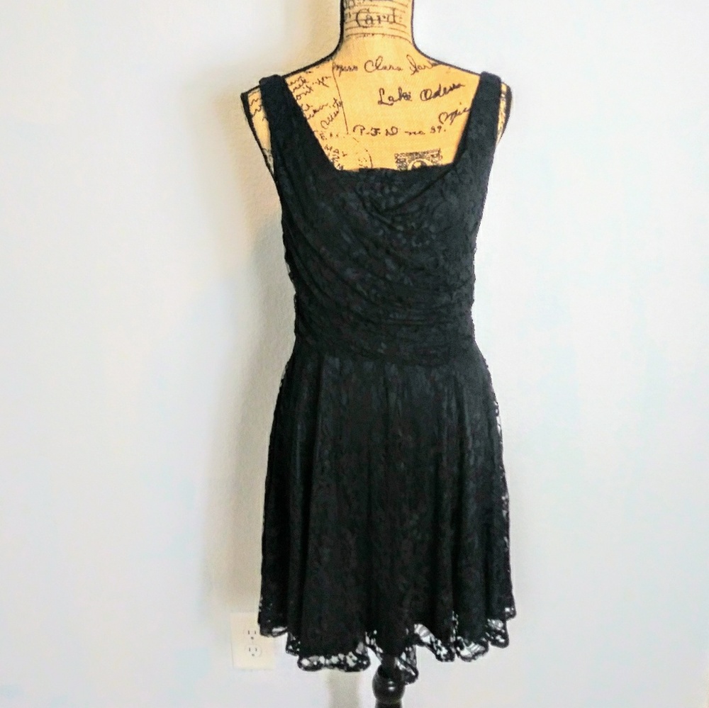 Express Lace Dress size 8